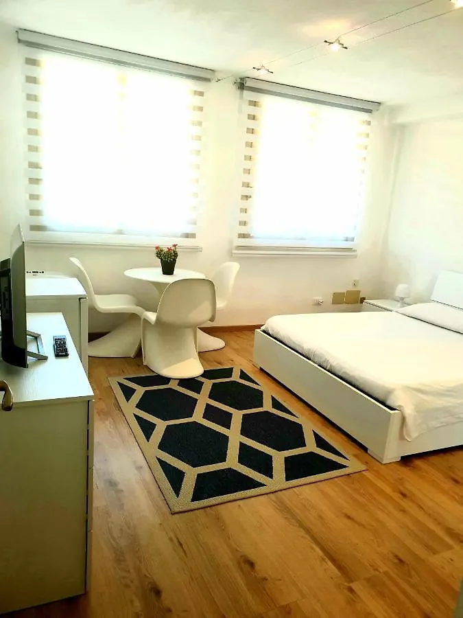 Guest house Central City Rooms Olbia Italy